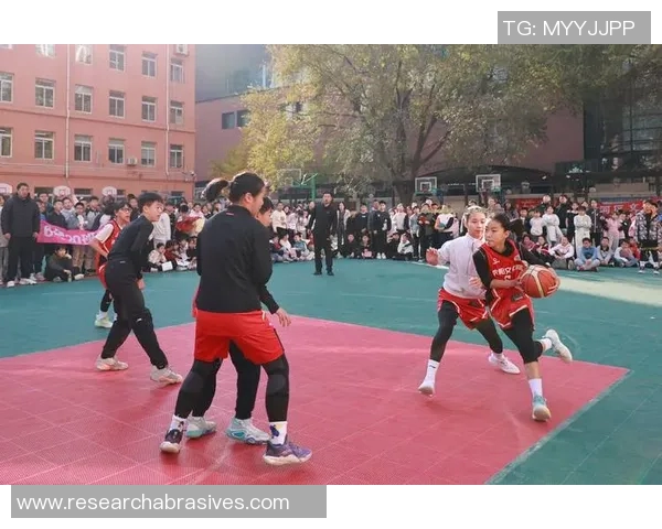 女儿的成长之路如篮球明星般闪耀追逐梦想的每一步都充满力量